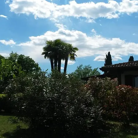 Giulietta Nyaraló Padenghe sul Garda